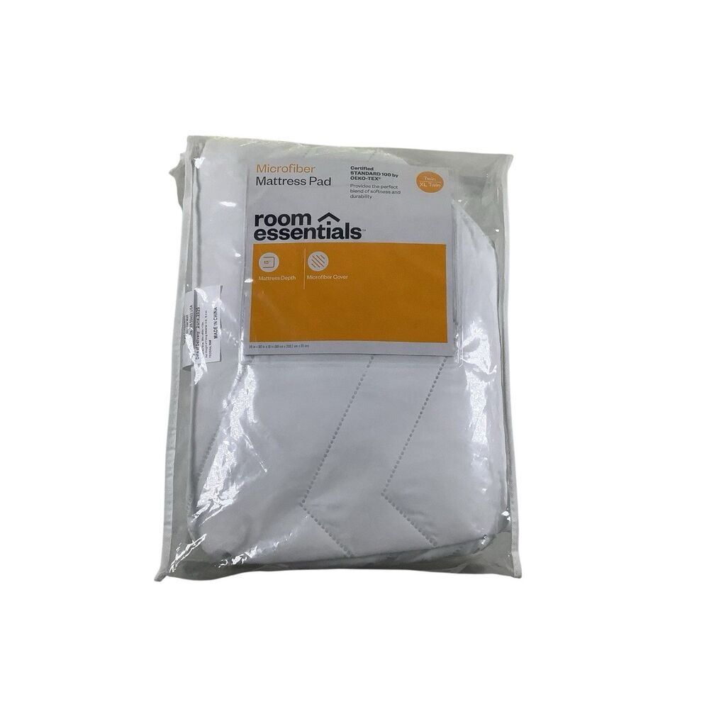 Mattress Pad Twin/XL Twin Microfiber Room Essentials White New 15” Depth